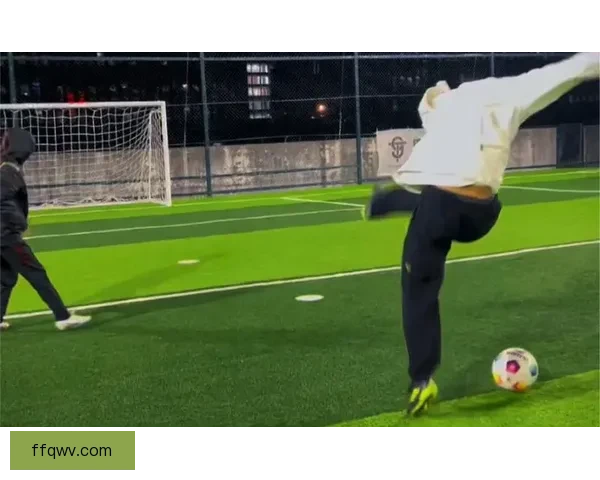 以这射术震撼全场多尔古私人教练晒射门训练集锦视频引热议 以这射术震撼全场多尔古私人教练晒射门训练集锦视频引热议